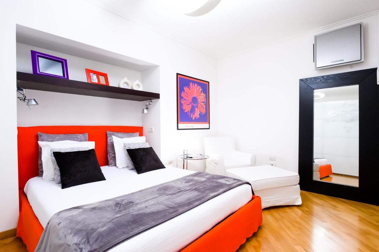 Nipare Suite - Dimore Partenopee เนเปิลส์ ภายนอก รูปภาพ