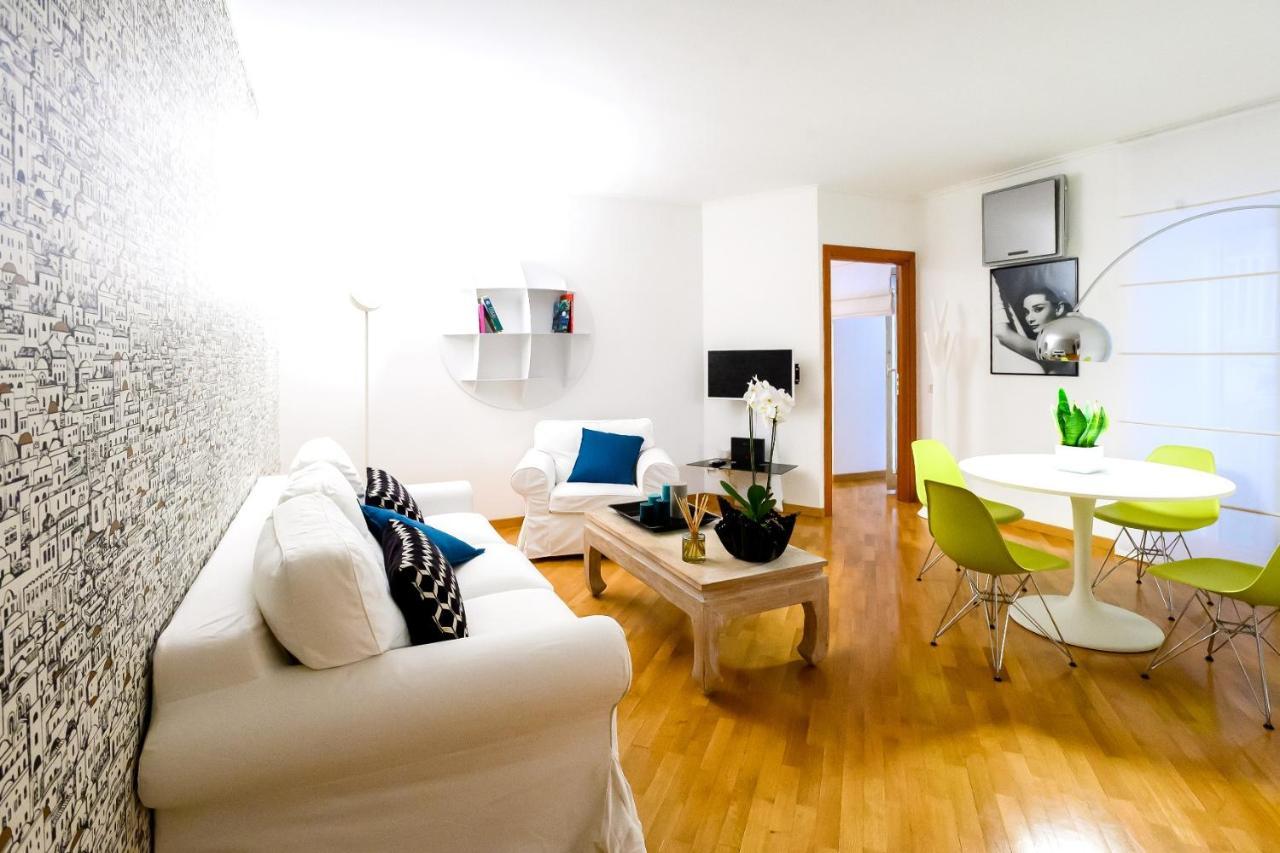 Nipare Suite - Dimore Partenopee เนเปิลส์ ภายนอก รูปภาพ