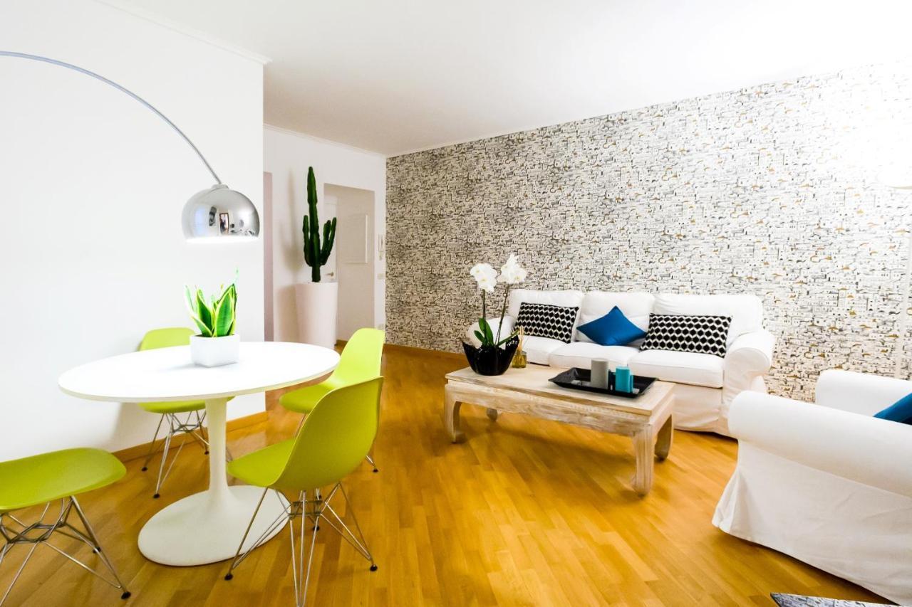 Nipare Suite - Dimore Partenopee เนเปิลส์ ภายนอก รูปภาพ
