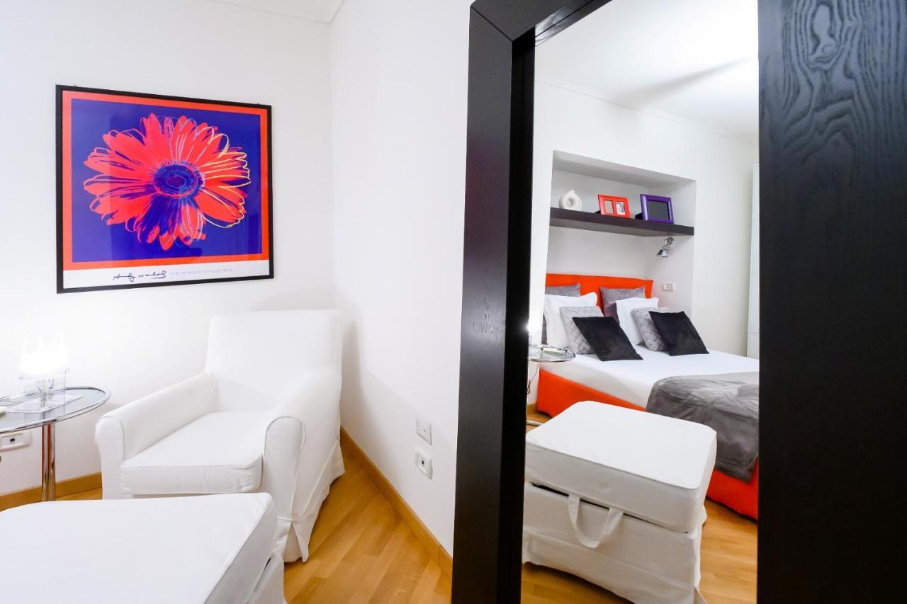 Nipare Suite - Dimore Partenopee เนเปิลส์ ภายนอก รูปภาพ