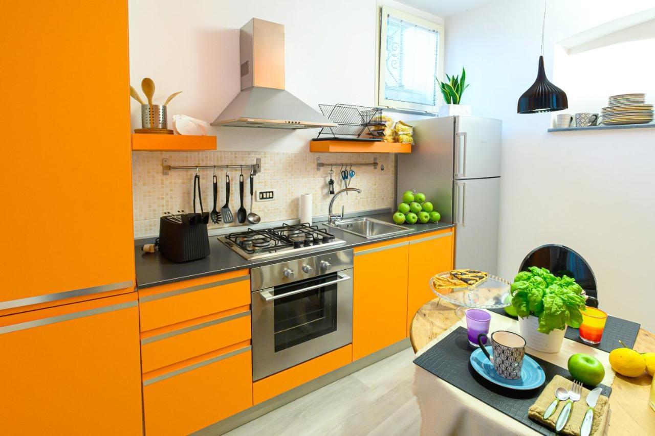 Nipare Suite - Dimore Partenopee เนเปิลส์ ภายนอก รูปภาพ
