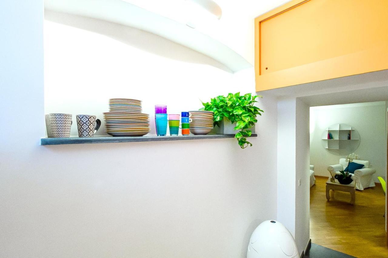 Nipare Suite - Dimore Partenopee เนเปิลส์ ภายนอก รูปภาพ