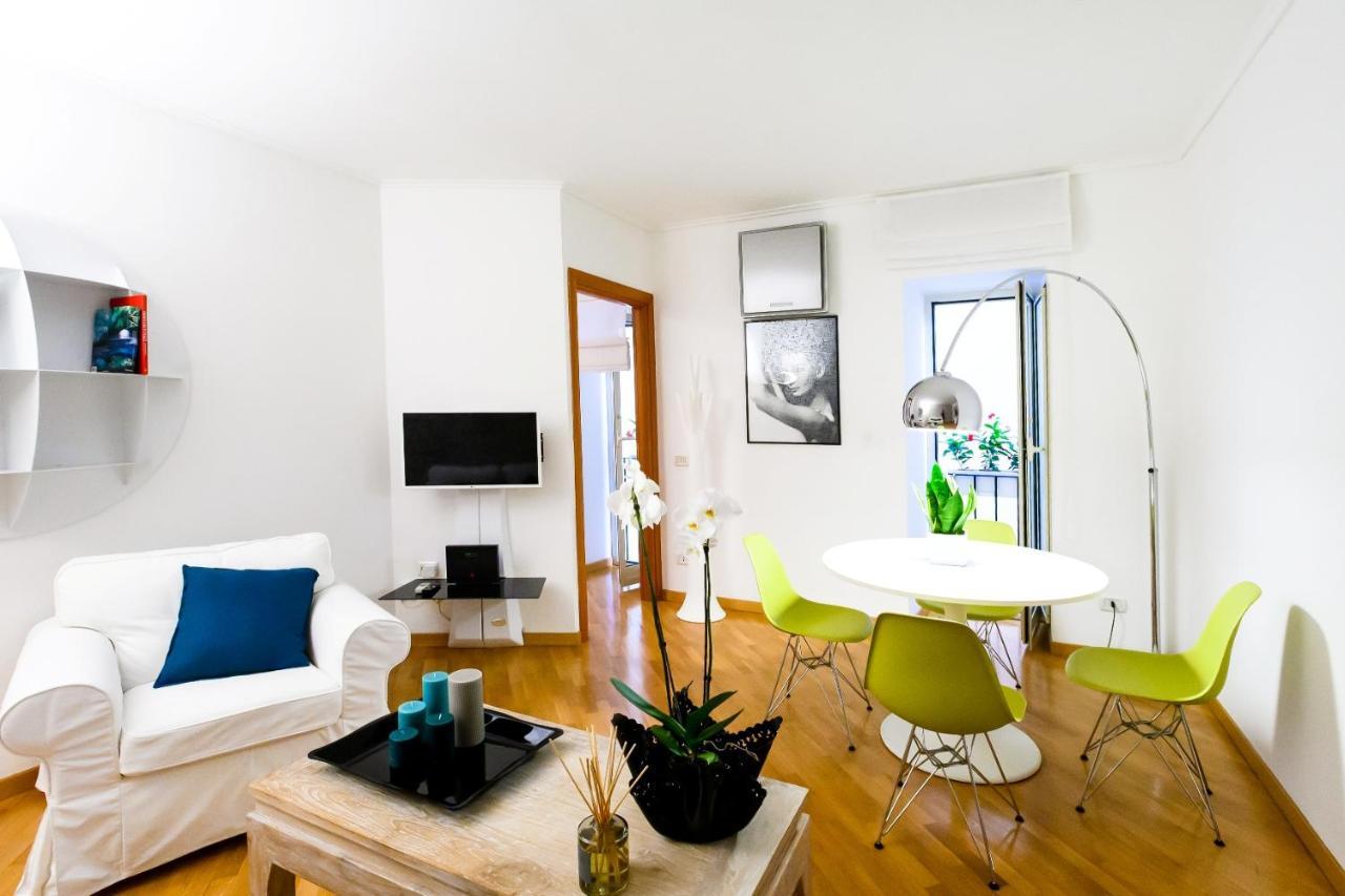 Nipare Suite - Dimore Partenopee เนเปิลส์ ภายนอก รูปภาพ